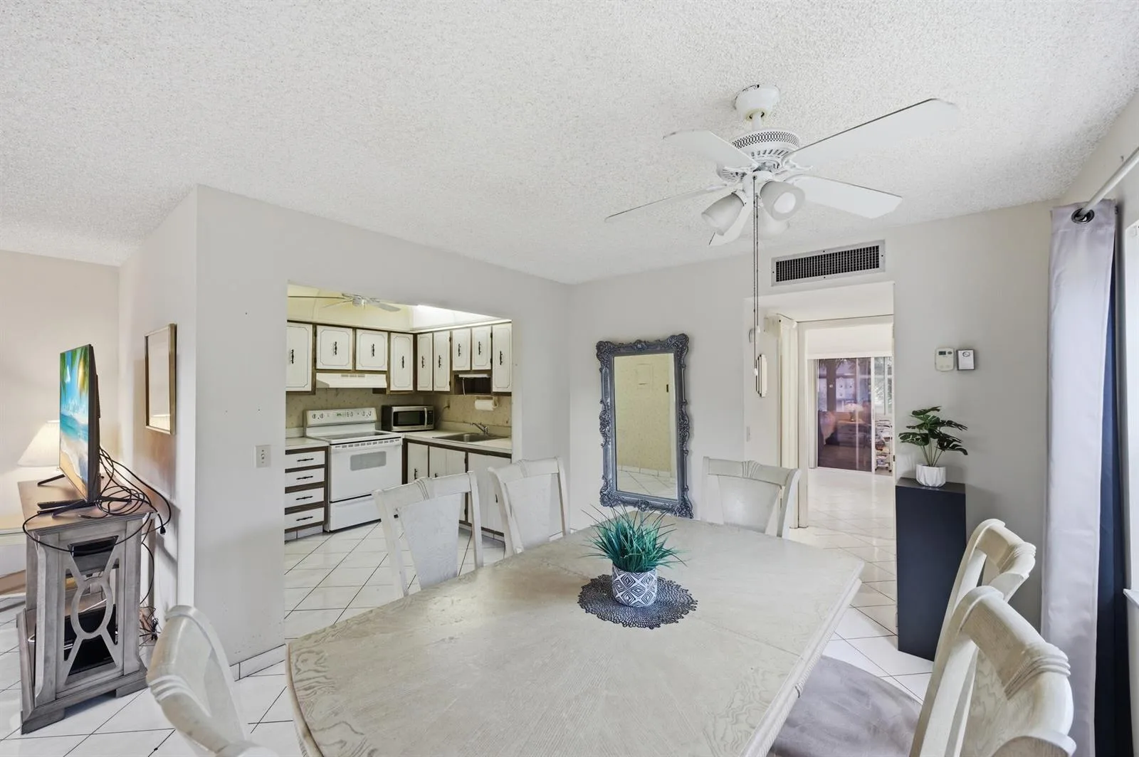 519 Burgundy K, Delray Beach, FL 33484 photo 12