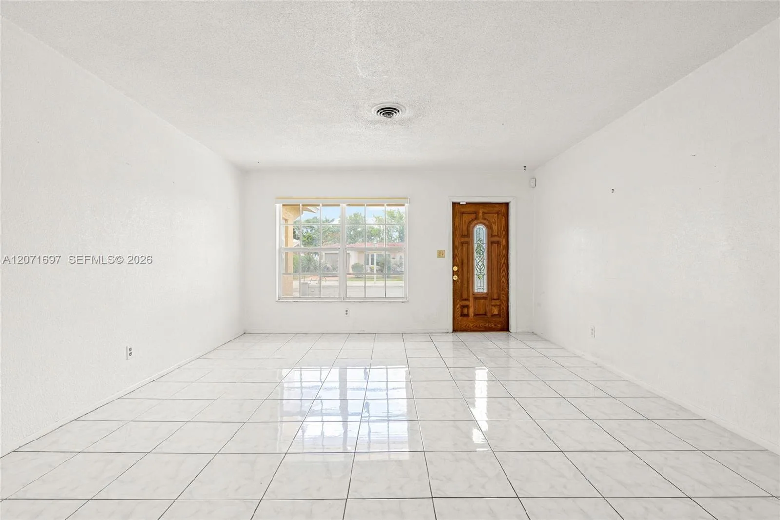4700 NW 41st Pl, Lauderdale Lakes, FL 33319 photo 9