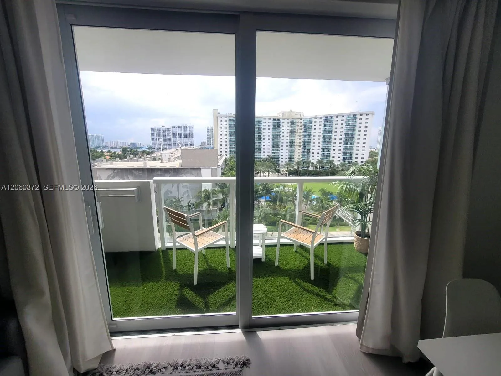 19201 Collins Ave # 632, Sunny Isles Beach, FL 33160 photo 6
