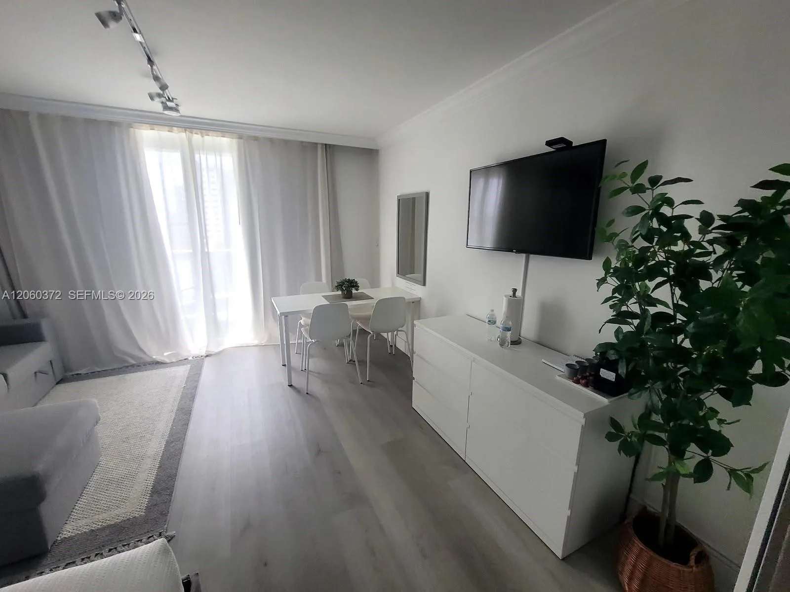 19201 Collins Ave # 632, Sunny Isles Beach, FL 33160 photo 7