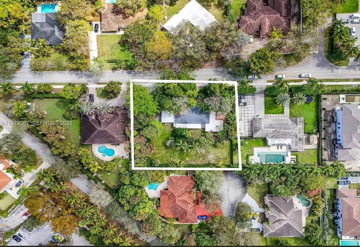 9330 SW 72nd Ave, Pinecrest, FL 33156 photo 4
