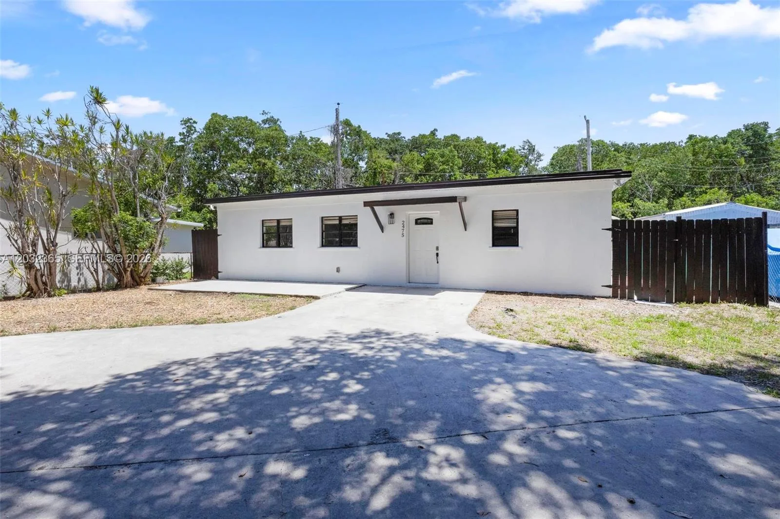 2475 NE 137th St, North Miami Beach, FL 33181