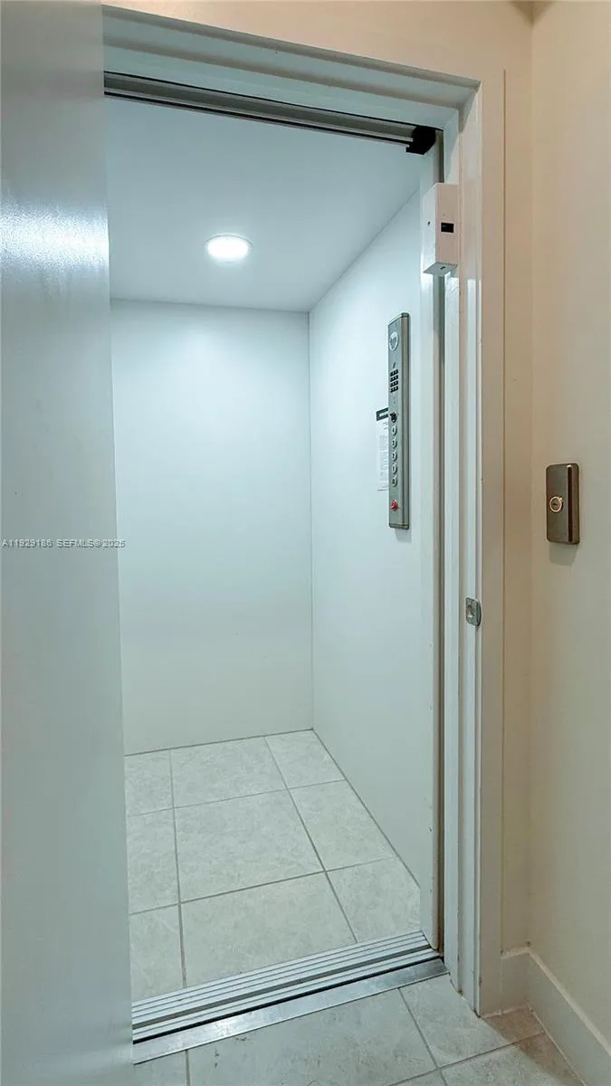 4654 NW 84th Ave, Doral, FL 33166 photo 6