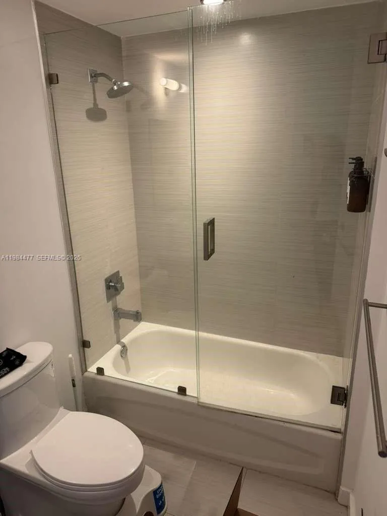 1010 SW 2nd Av # 1502, Miami, FL 33130 photo 13