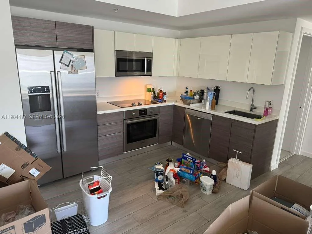 1010 SW 2nd Av # 1502, Miami, FL 33130 photo 6