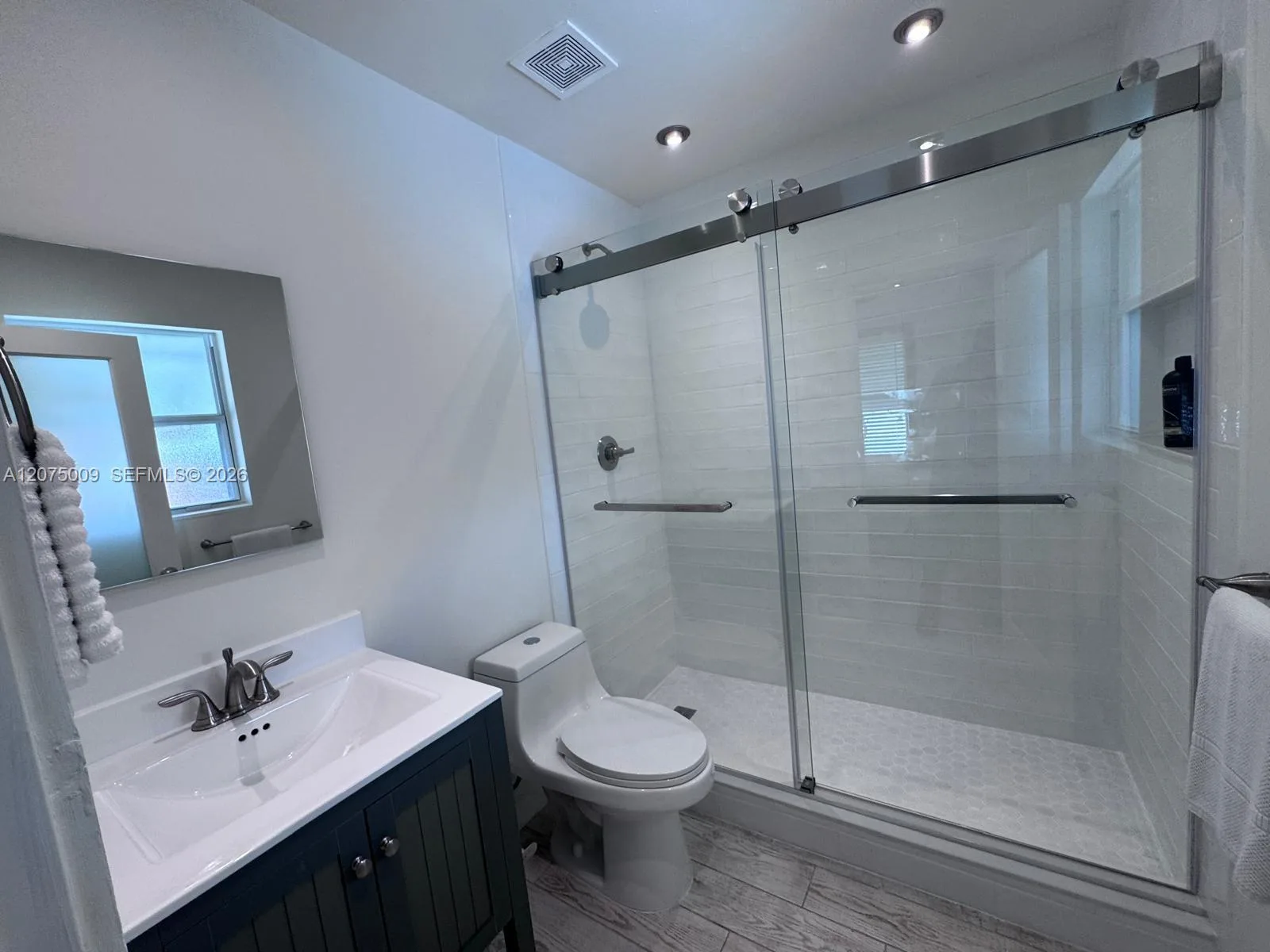 2883 SW 32nd Ct # -, Miami, FL 33133 photo 5