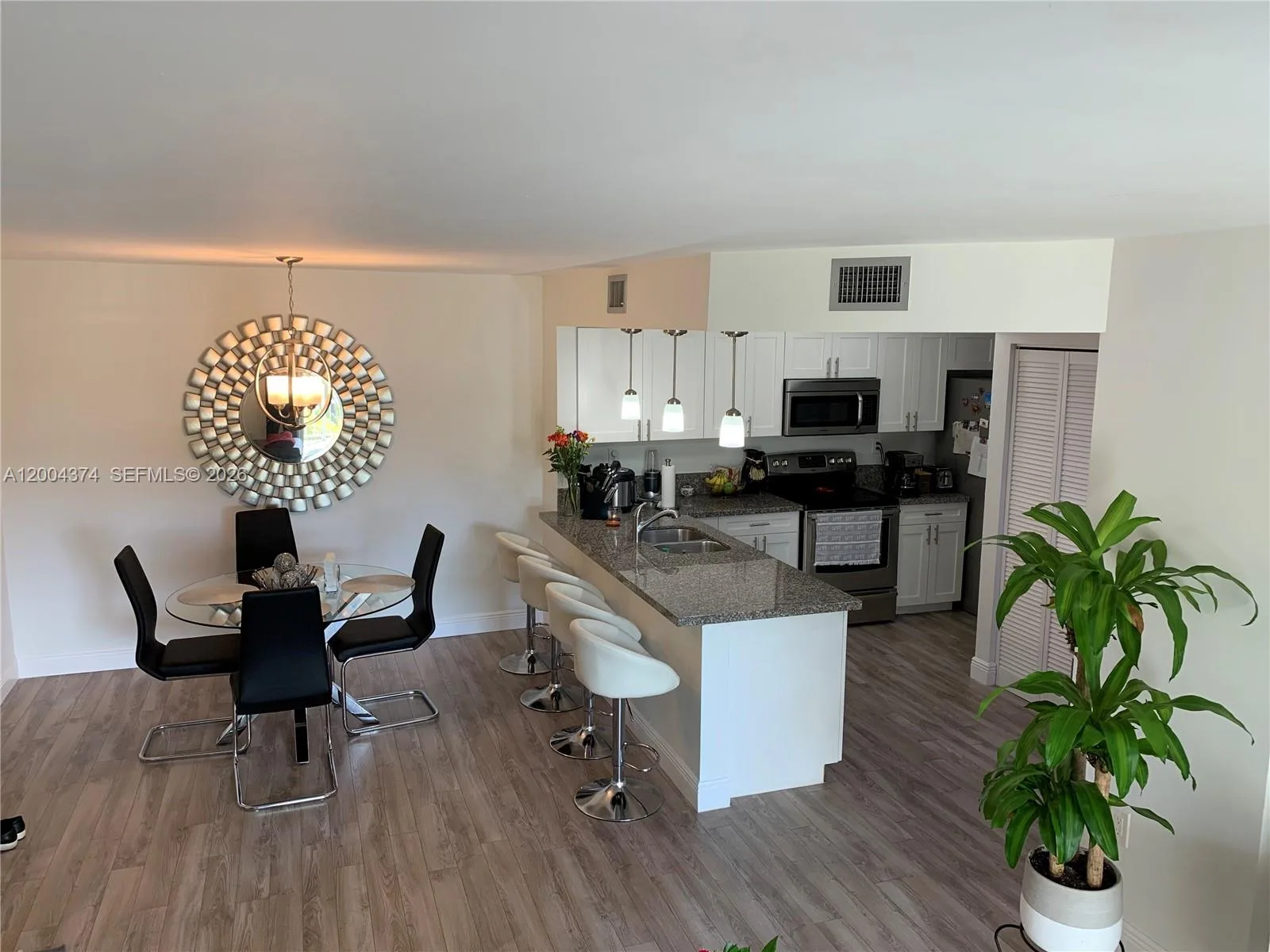 8660 SW 212th St # 305, Cutler Bay, FL 33189