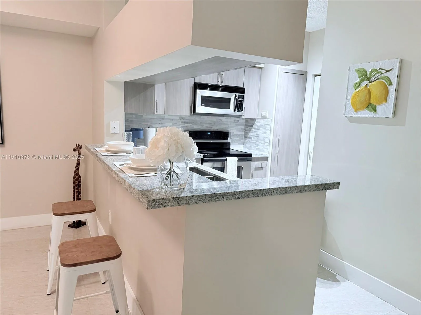 17150 N Bay Rd # 2102, Sunny Isles Beach, FL 33160 photo 3