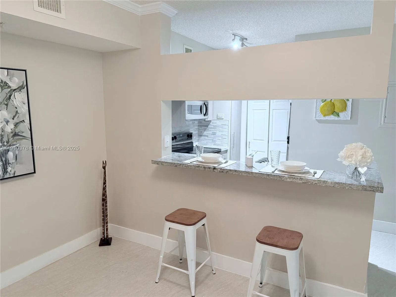 17150 N Bay Rd # 2102, Sunny Isles Beach, FL 33160 photo 4