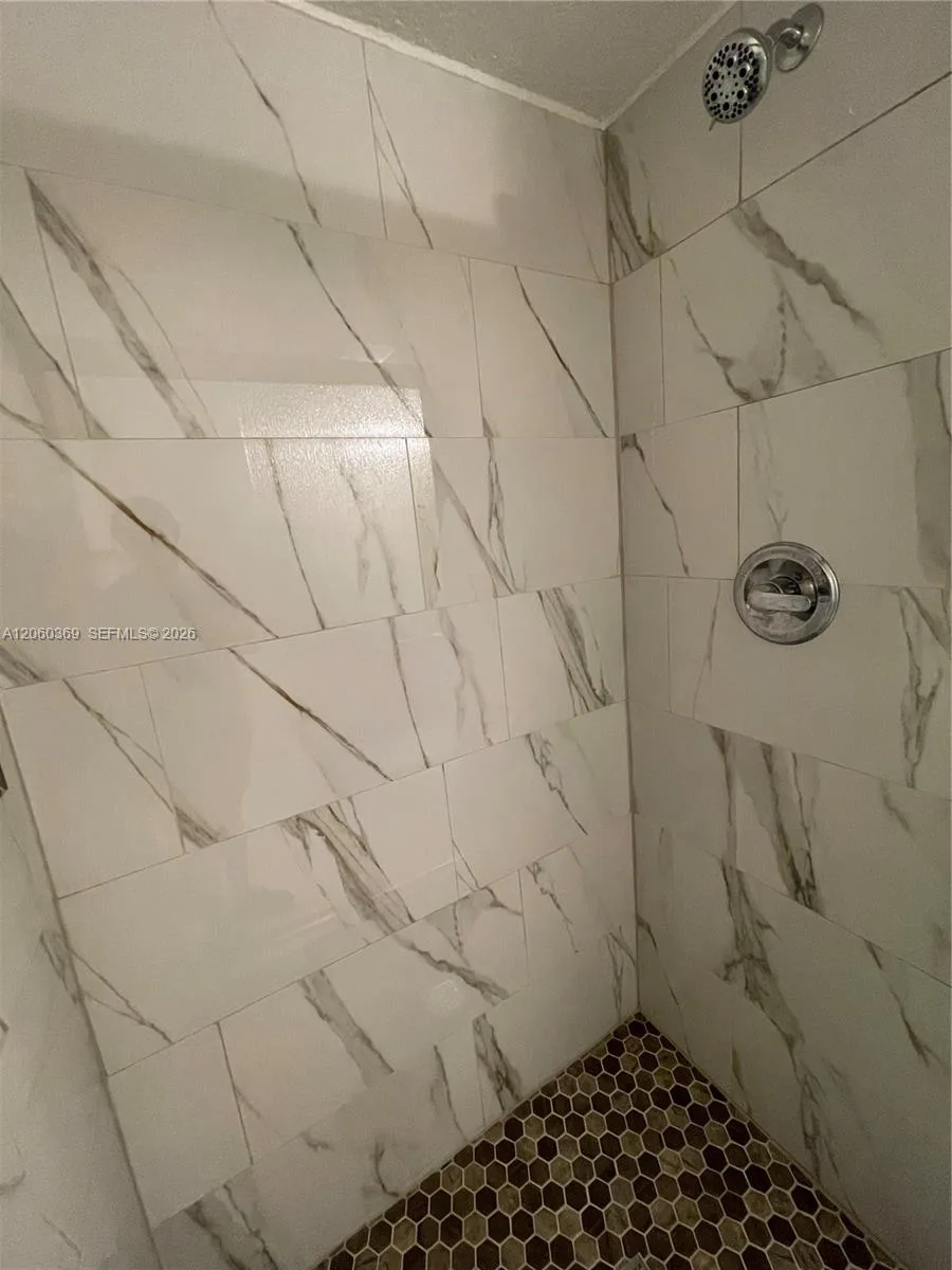 16240 Laurel Dr # 101, Weston, FL 33326 photo 12