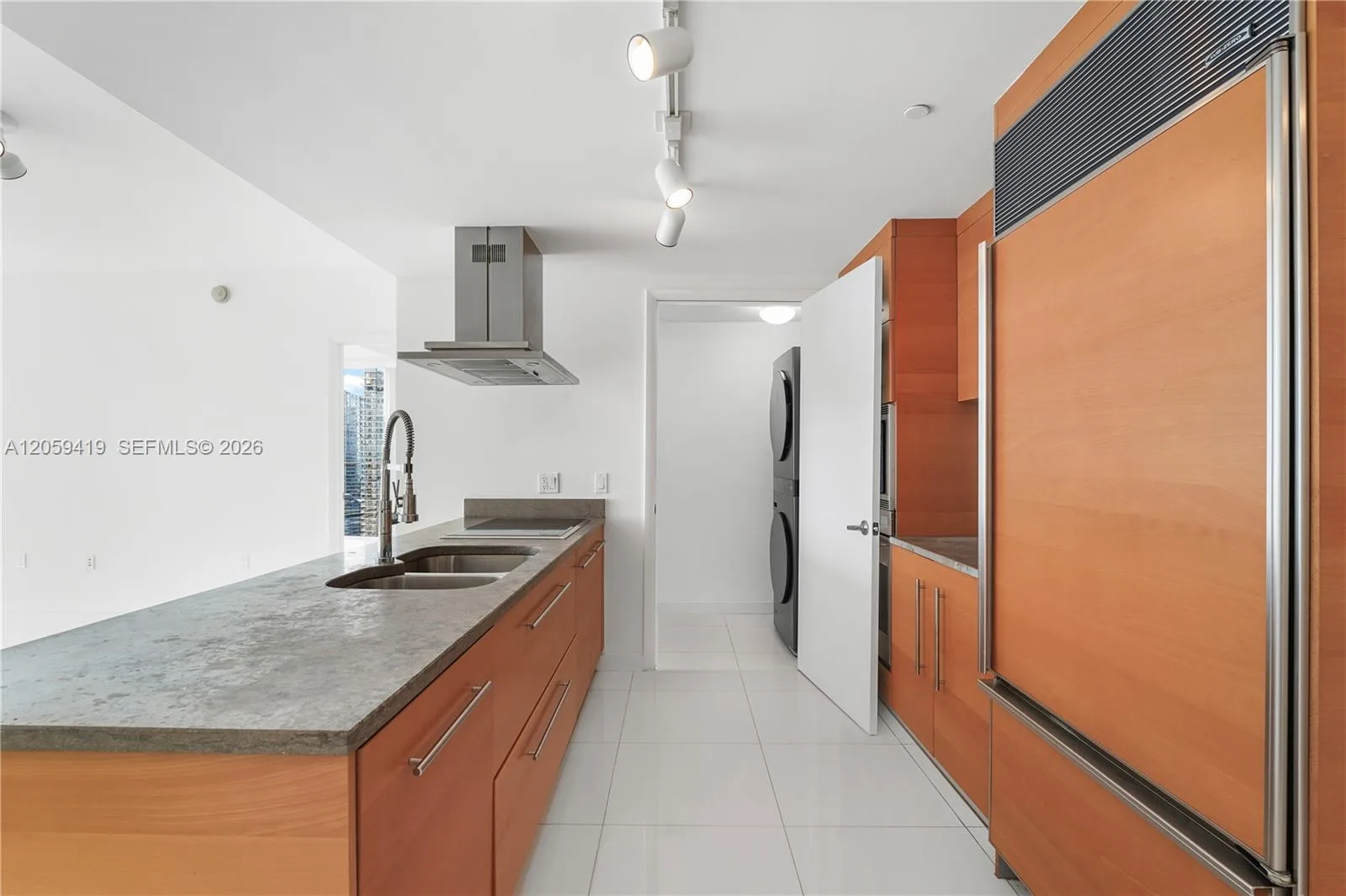 495 Brickell Ave # 3311, Miami, FL 33131 photo 5