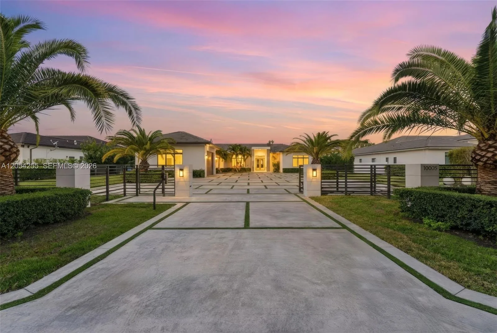 10005 SW 66th St, Miami, FL 33173 photo 2