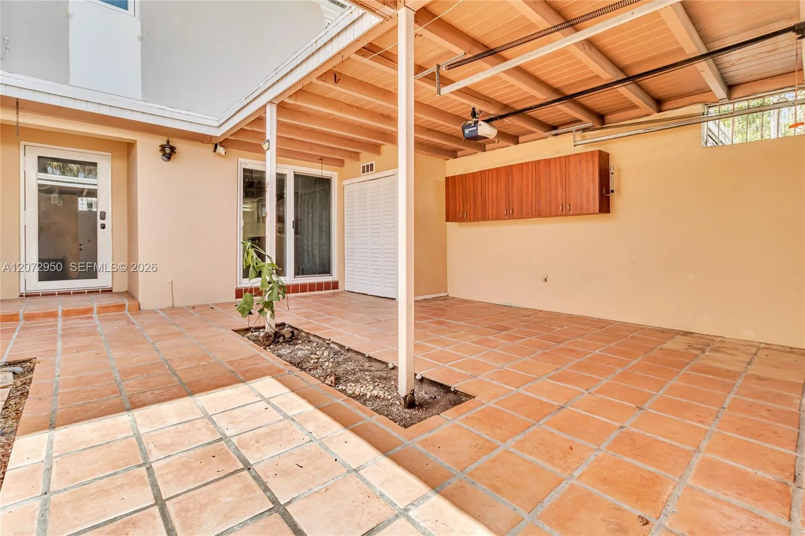 7407 Big Cypress Dr, Miami Lakes, FL 33014 photo 4
