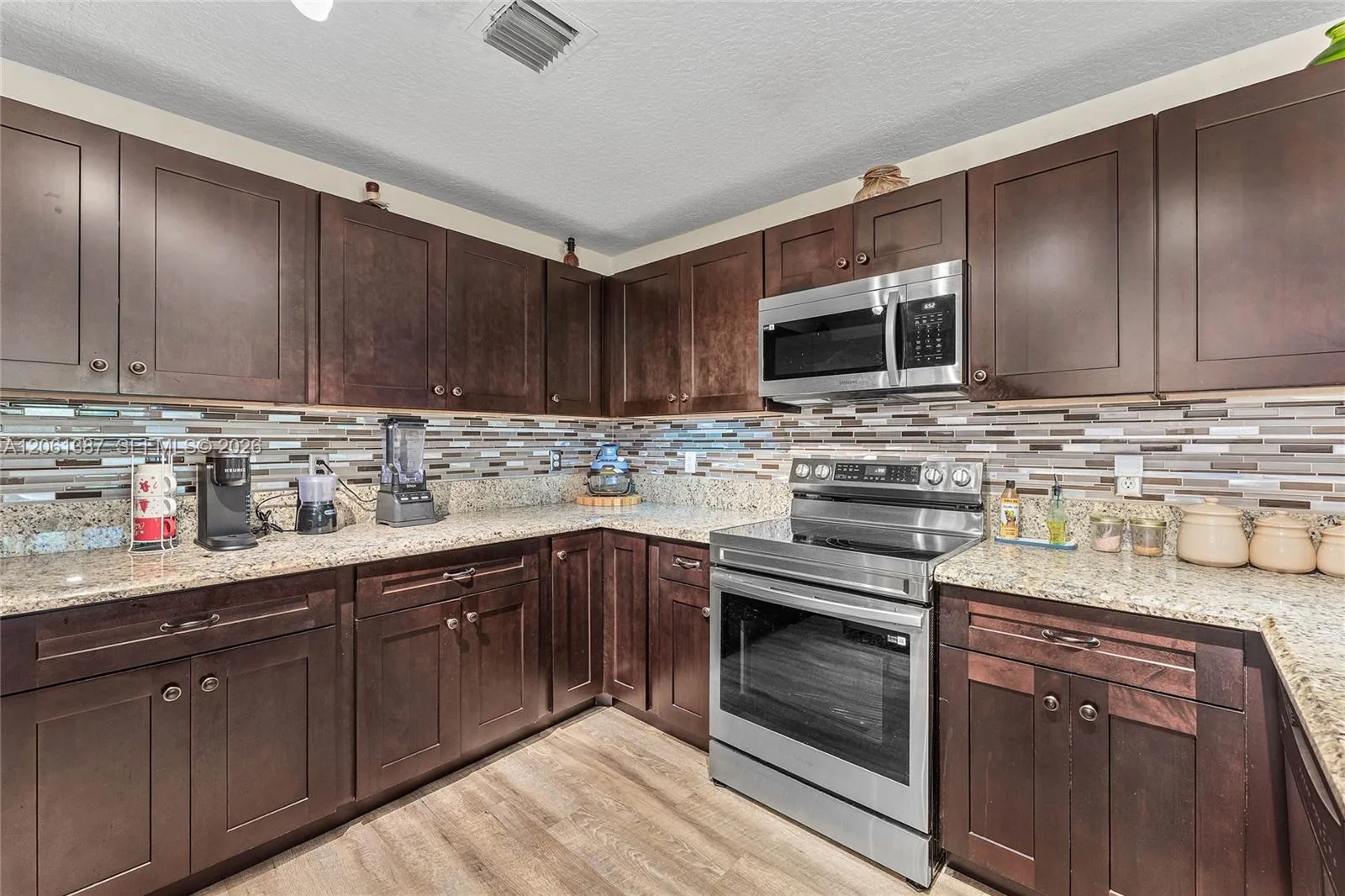 4044 Eastridge Cir, Deerfield Beach, FL 33064 photo 13