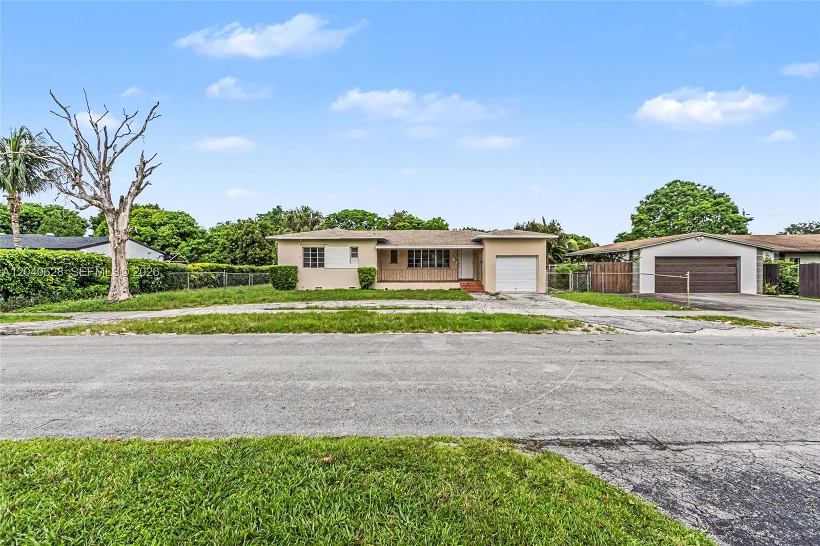 13020 NW 1st Ave # x, Miami, FL 33168