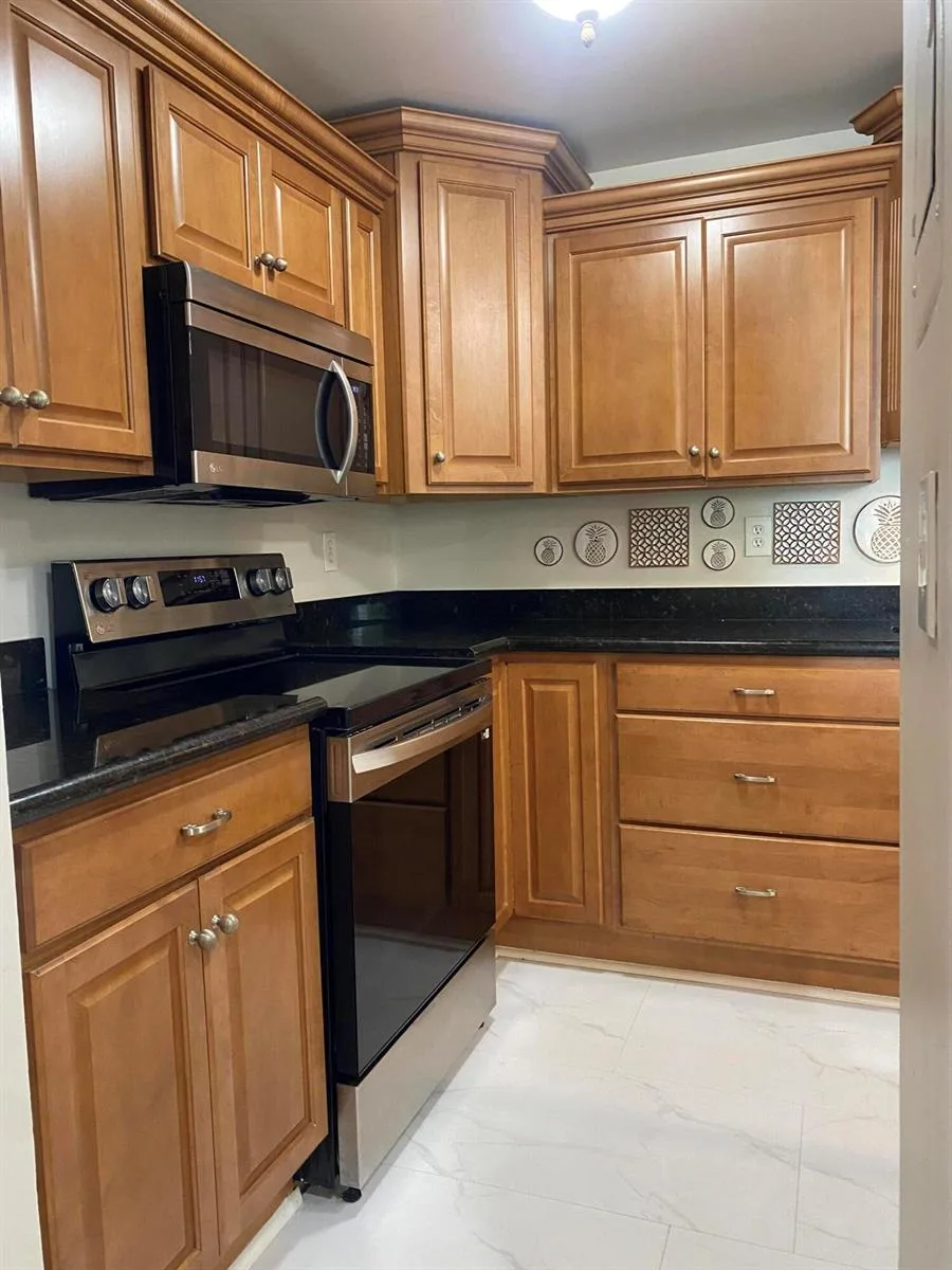 1 Royal Palm Way # 201, Boca Raton, FL 33432 photo 9