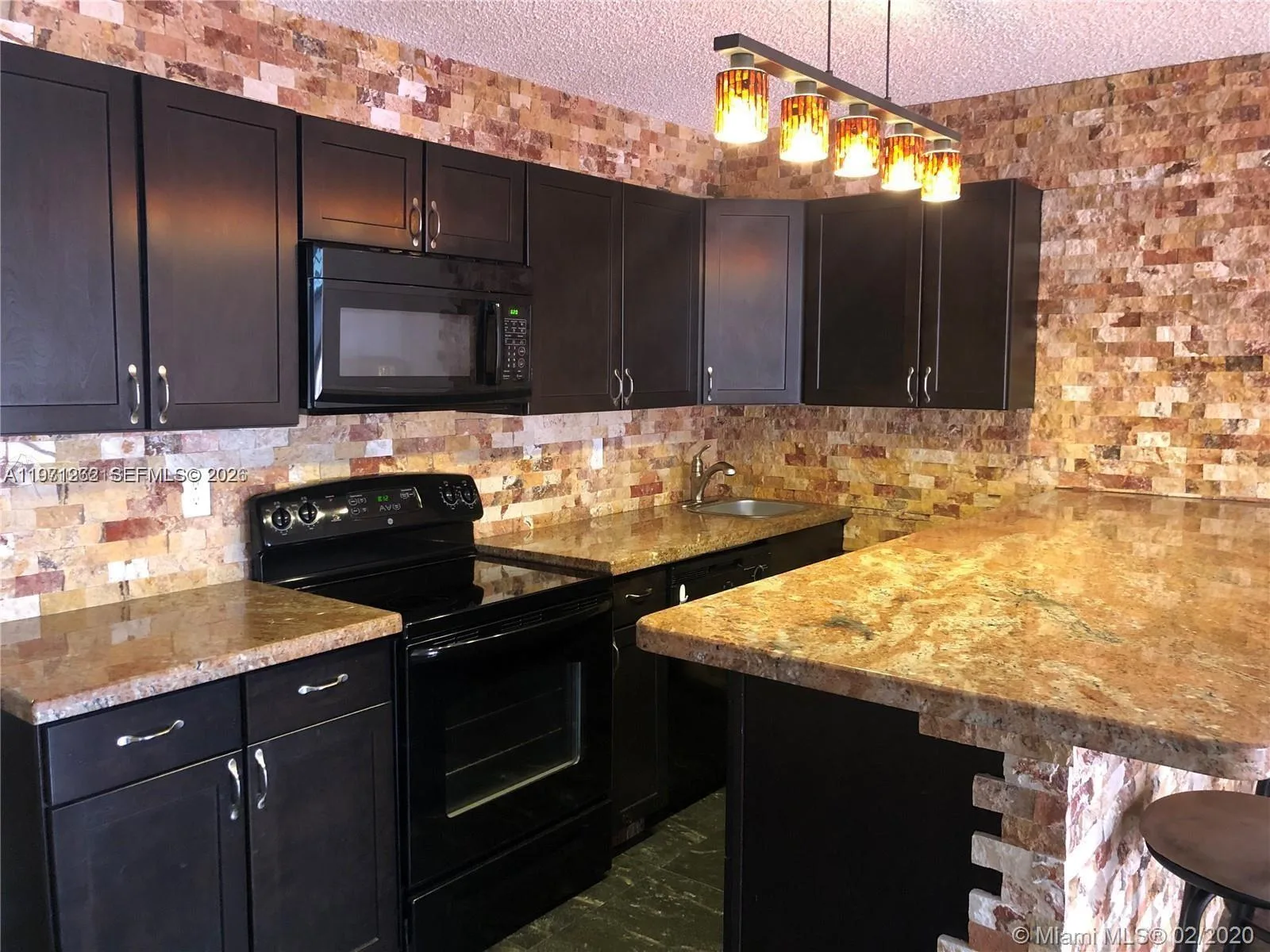 600 SE Three Islands Blvd # 1018, Hallandale Beach, FL 33009 photo 2