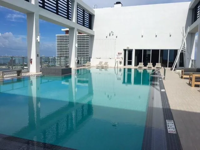 151 SE 1 Street # 2207, Miami, FL 33131 photo 3