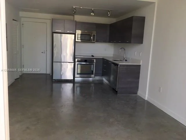 151 SE 1 Street # 2207, Miami, FL 33131 photo 5