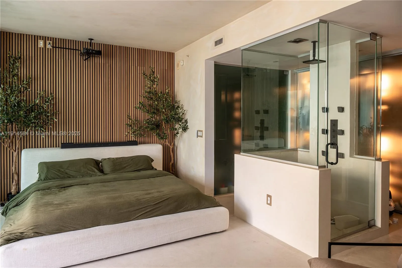 1040 Biscayne Blvd # 2905, Miami, FL 33132 photo 8