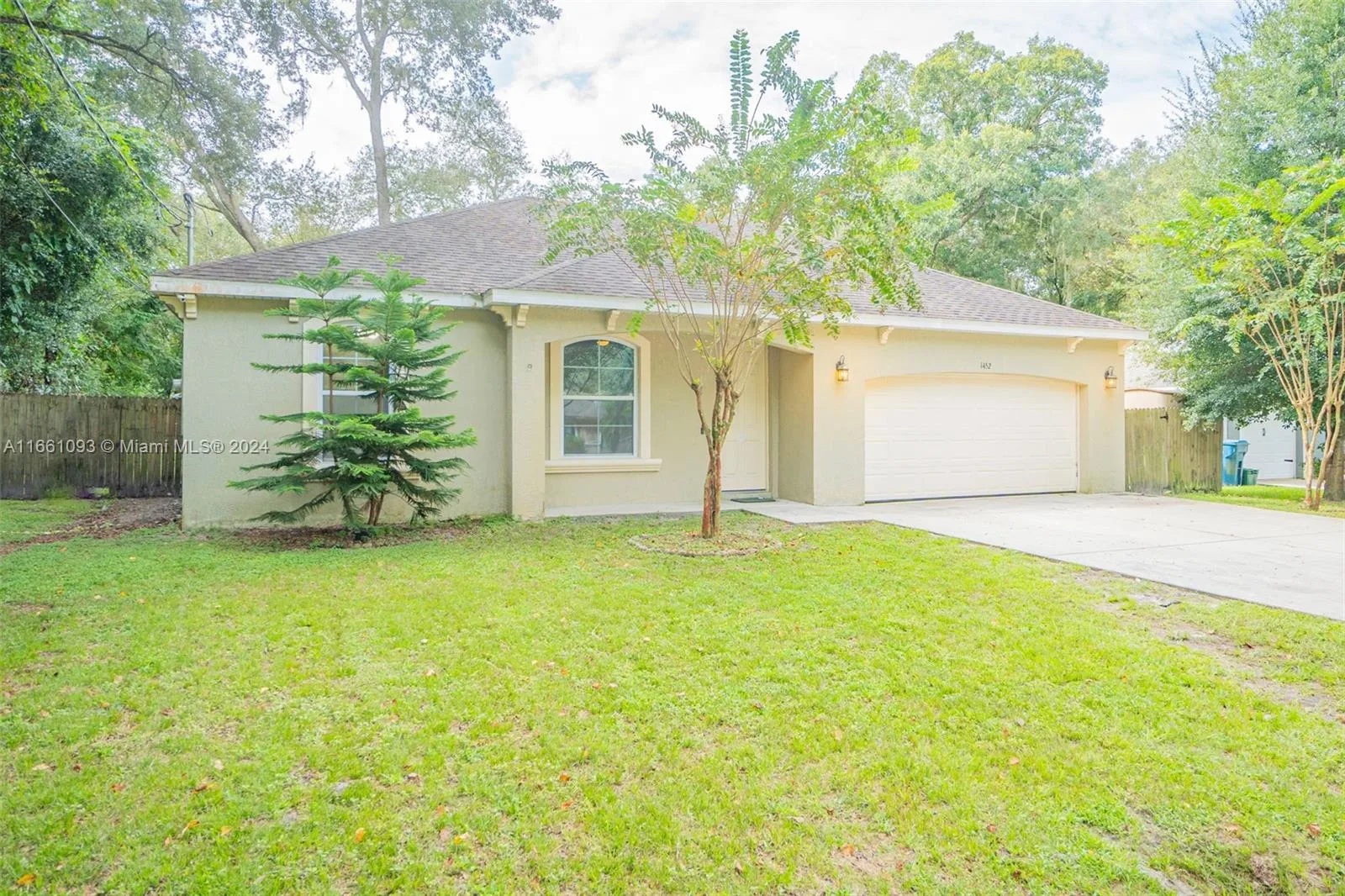 1452 W New York Avenue, Other City - In The State Of Florida, FL 32763 photo 2