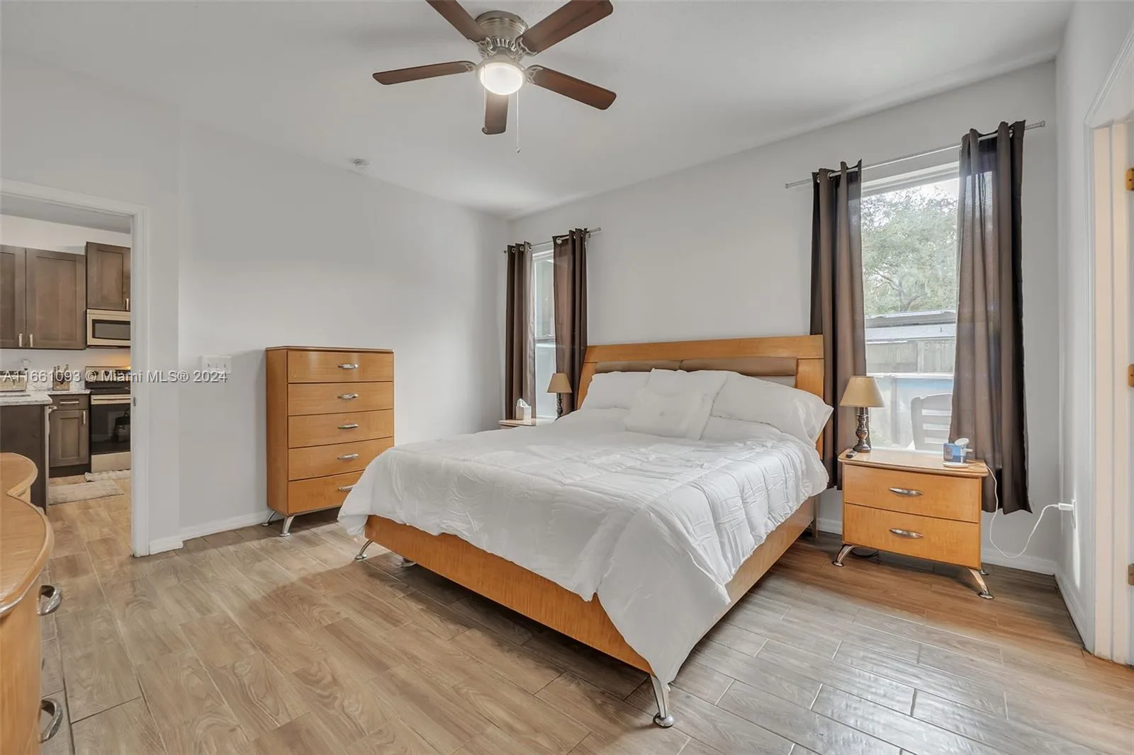 1452 W New York Avenue, Other City - In The State Of Florida, FL 32763 photo 4