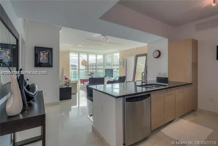950 Brickell Bay Dr # 1711, Miami, FL 33131 photo 7