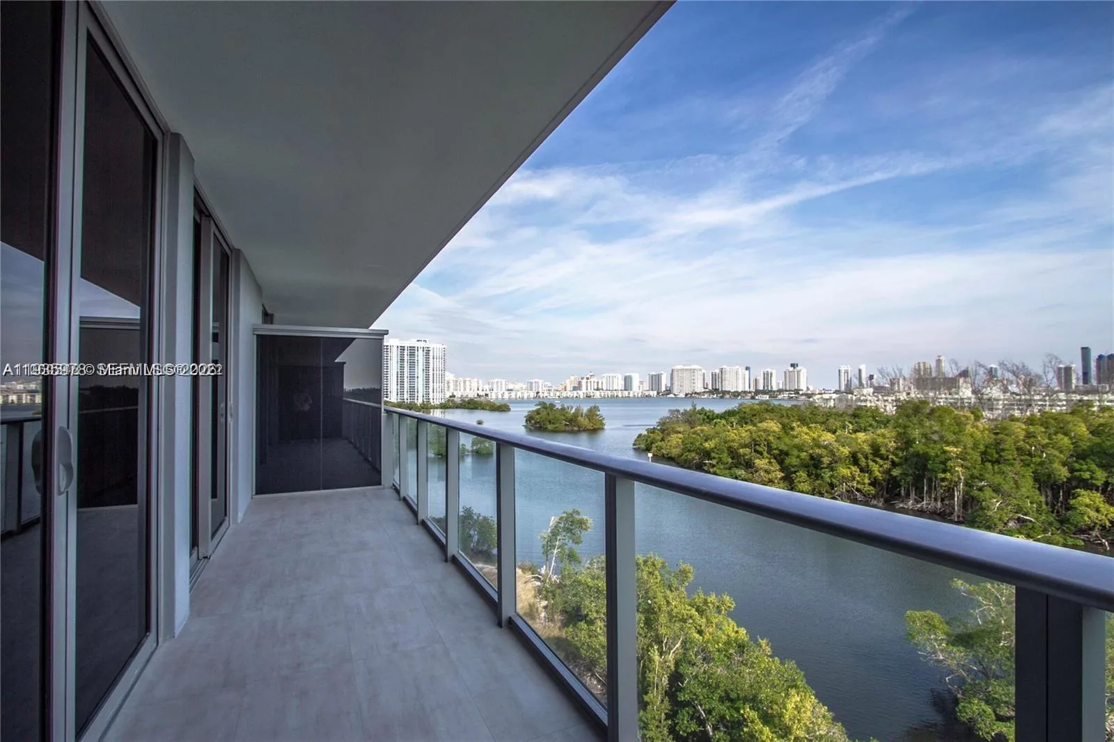 16385 Biscayne Blvd # 719, North Miami Beach, FL 33160 photo 4
