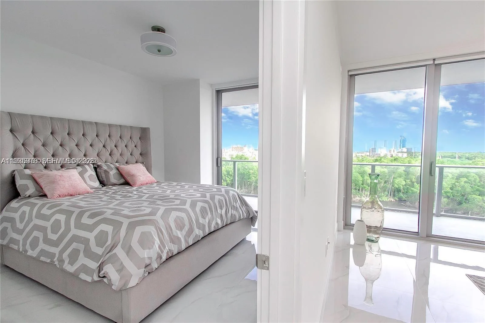 16385 Biscayne Blvd # 719, North Miami Beach, FL 33160 photo 7