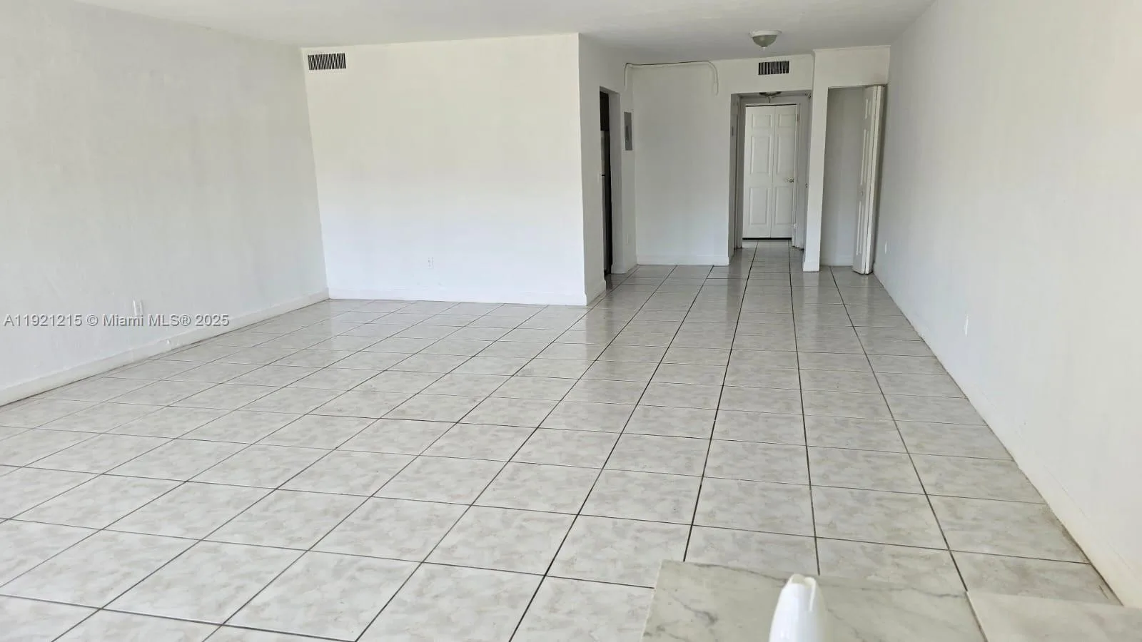 1885 NE 121st St # 17, North Miami, FL 33181