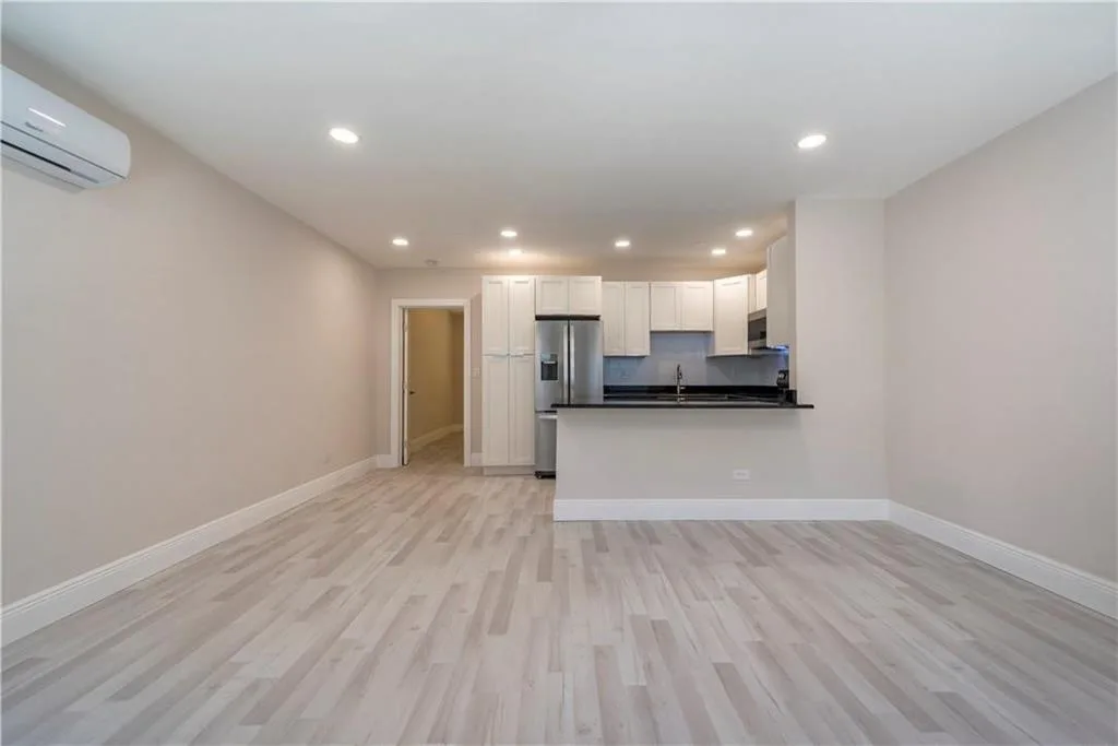 628 NE 8th Avenue # 4, Fort Lauderdale, FL 33304 photo 2