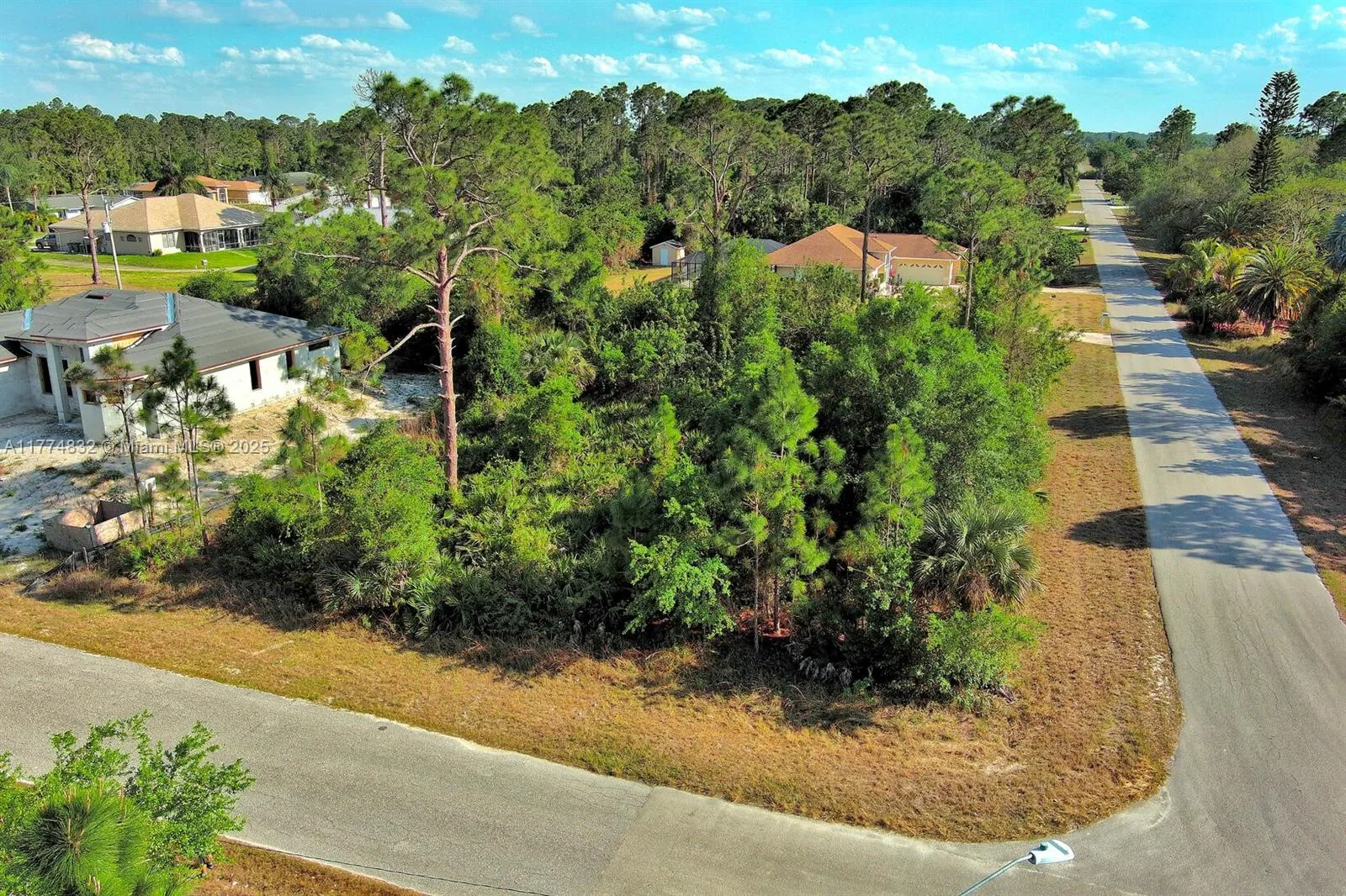 2500 E 9th St, Lehigh Acres, FL 33936 photo 2
