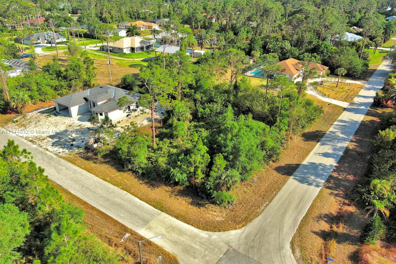 2500 E 9th St, Lehigh Acres, FL 33936 photo 9