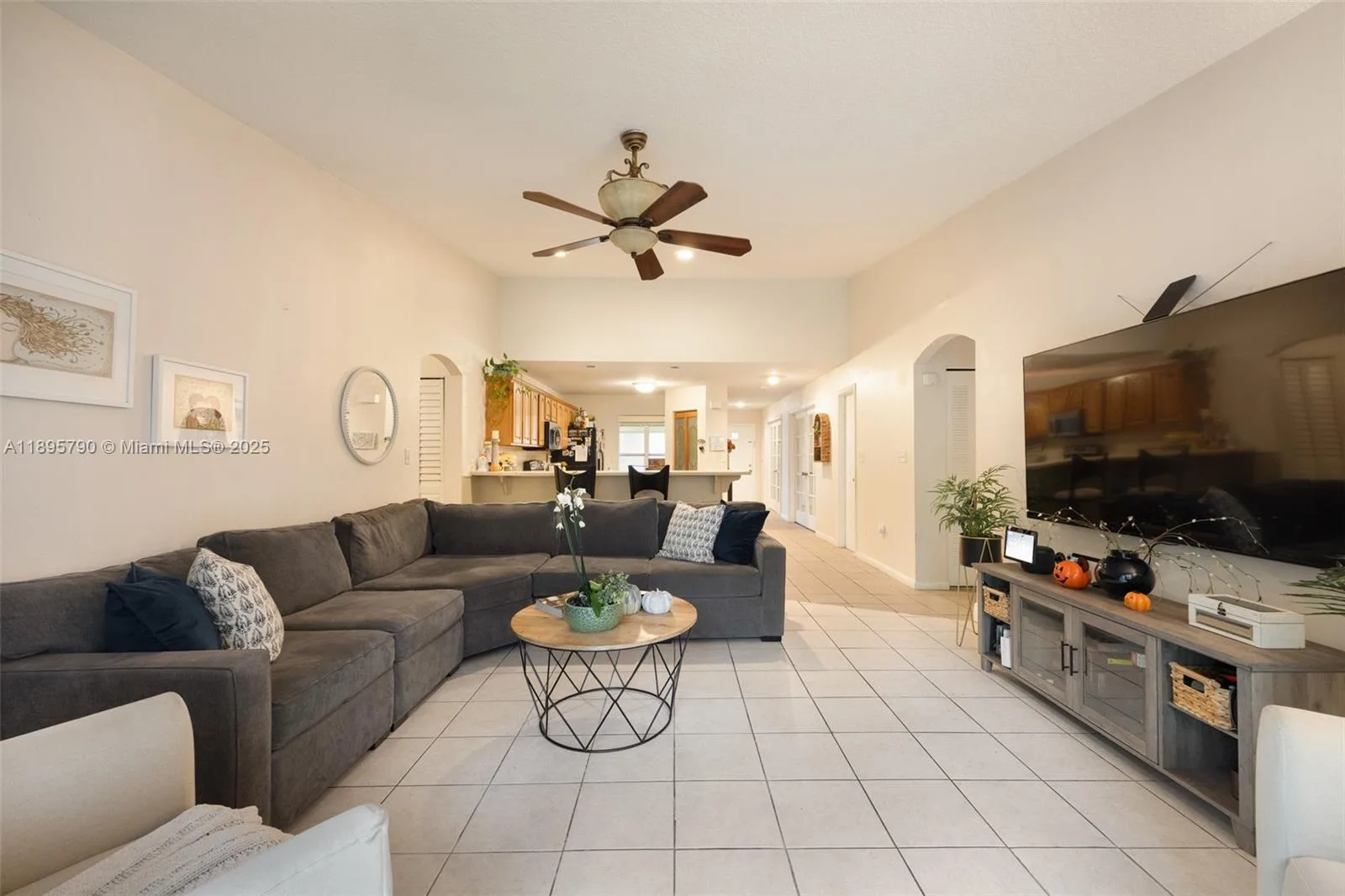 9730 SW 219th St, Cutler Bay, FL 33190 photo 12