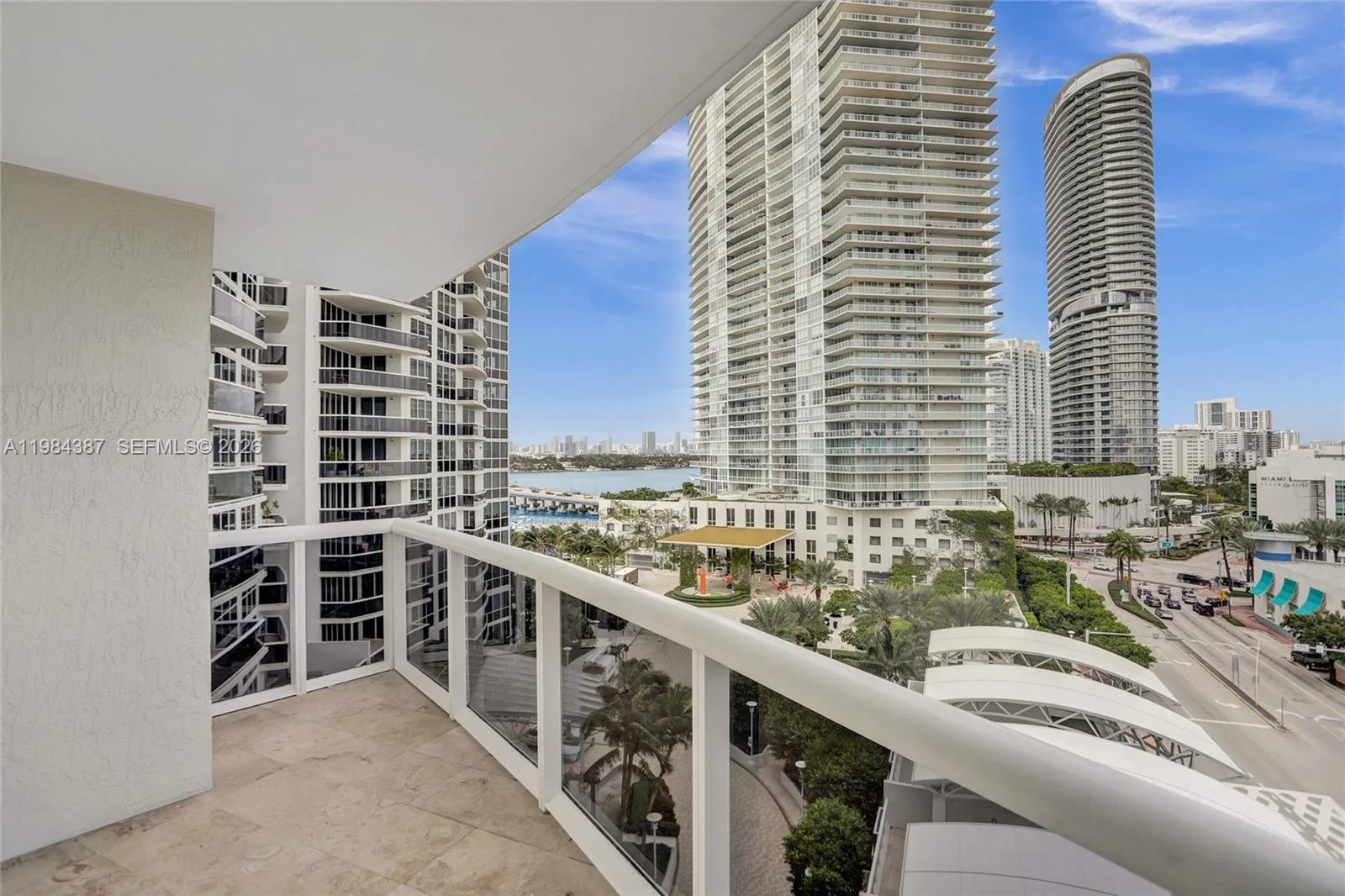 400 Alton Rd # 911, Miami Beach, FL 33139
