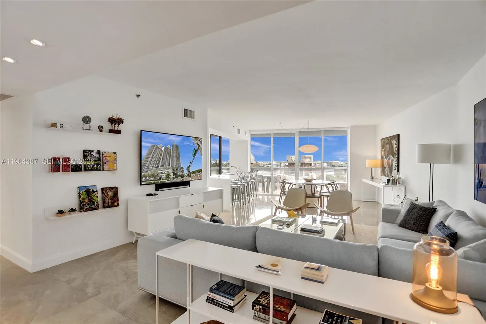 400 Alton Rd # 911, Miami Beach, FL 33139 photo 3