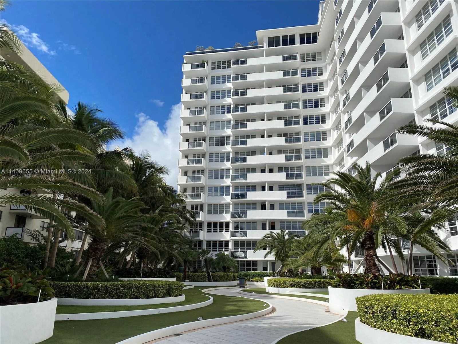 100 Lincoln Rd # 939, Miami Beach, FL 33139