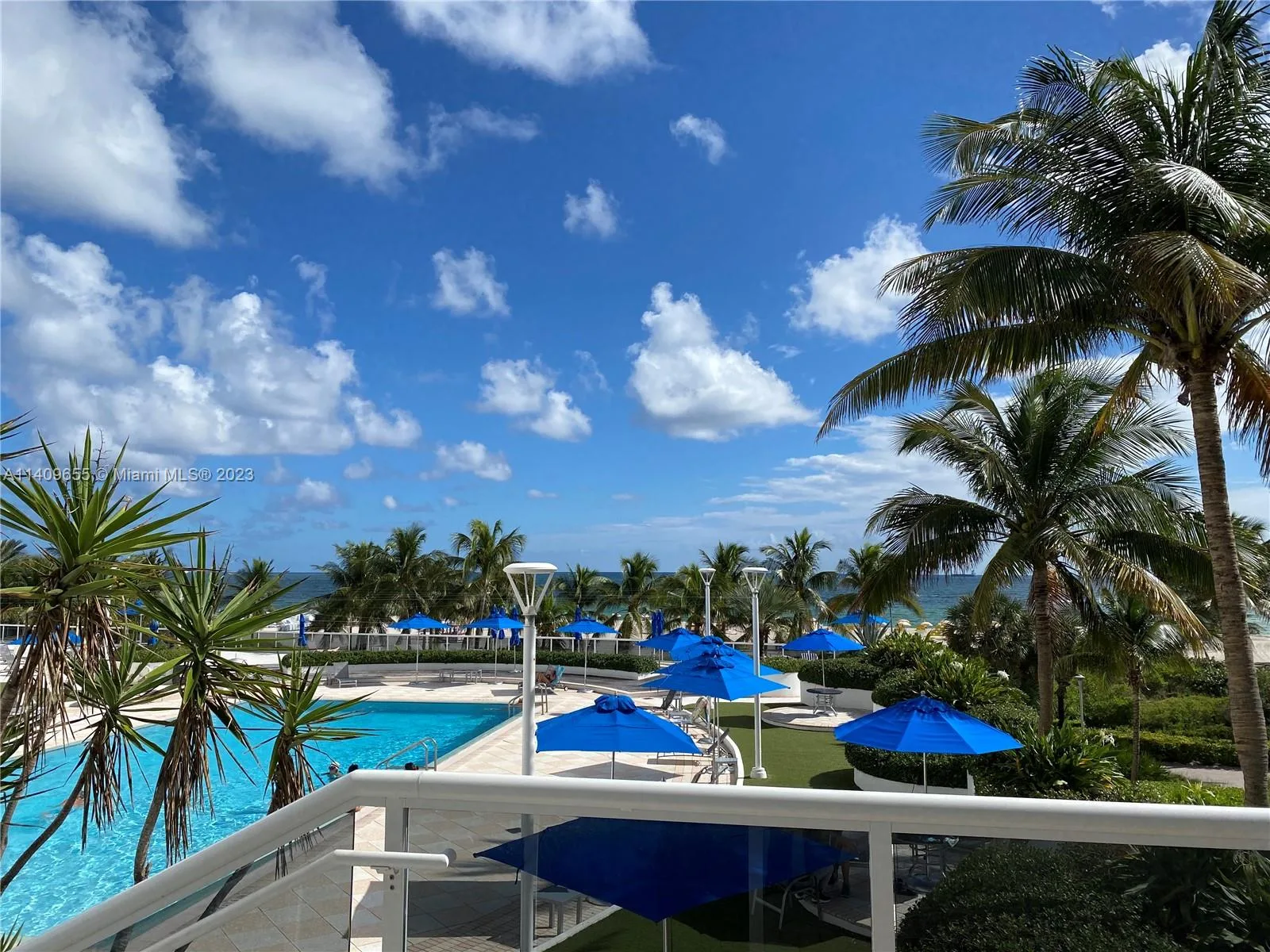 100 Lincoln Rd # 939, Miami Beach, FL 33139 photo 2