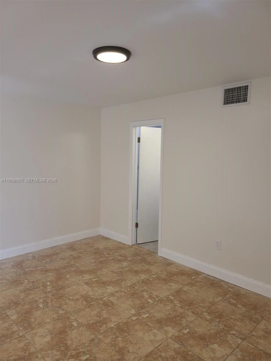 4020 Del Rio Way, Sunrise, FL 33351 photo 13