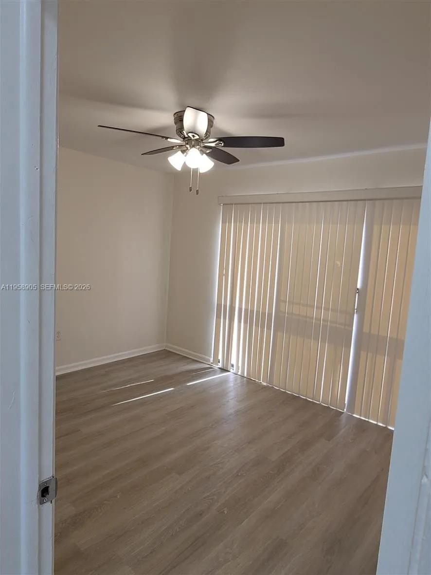 4020 Del Rio Way, Sunrise, FL 33351 photo 6
