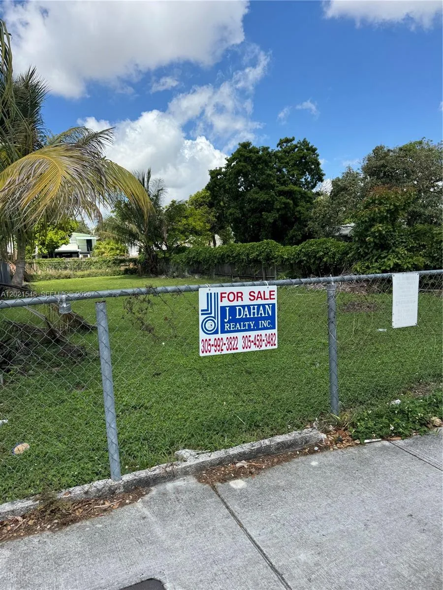 2630 NW 22nd Ct, Miami, FL 33142