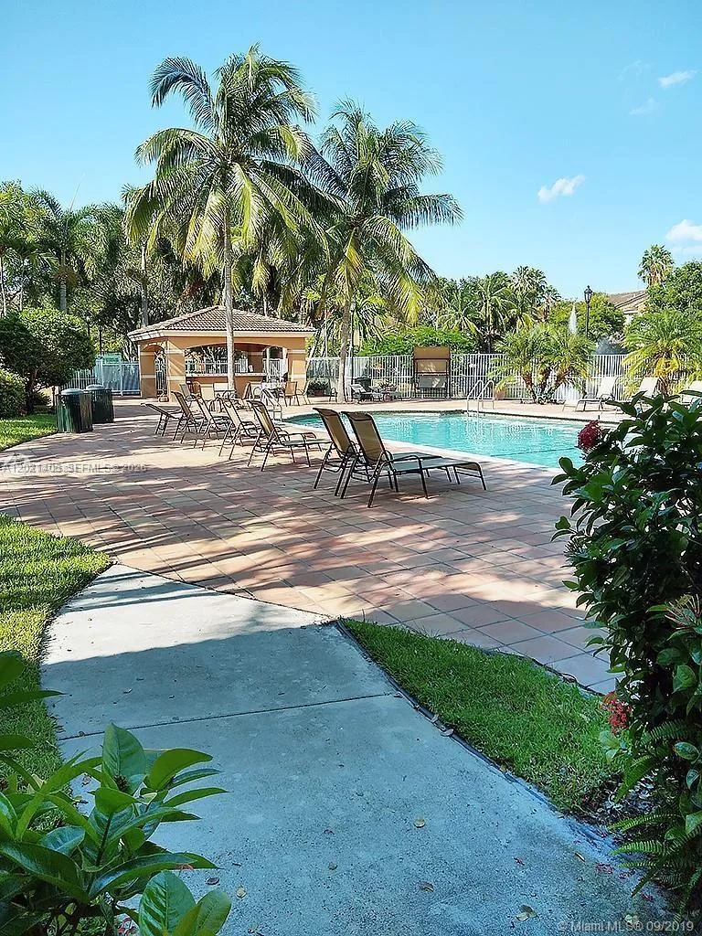 3870 Lyons Rd # 209-8, Coconut Creek, FL 33073