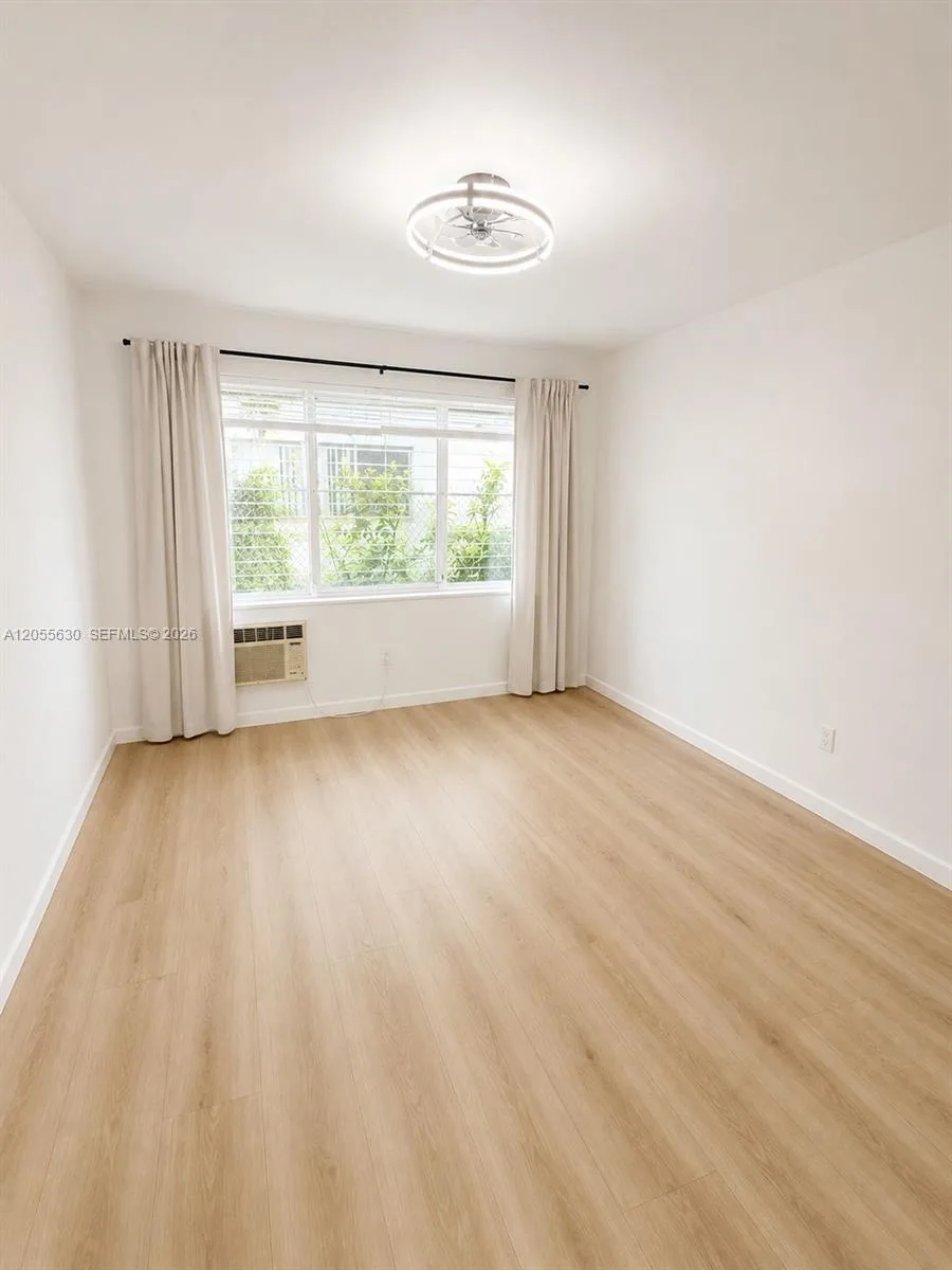 2250 Bay Dr # 4, Miami Beach, FL 33141 photo 3