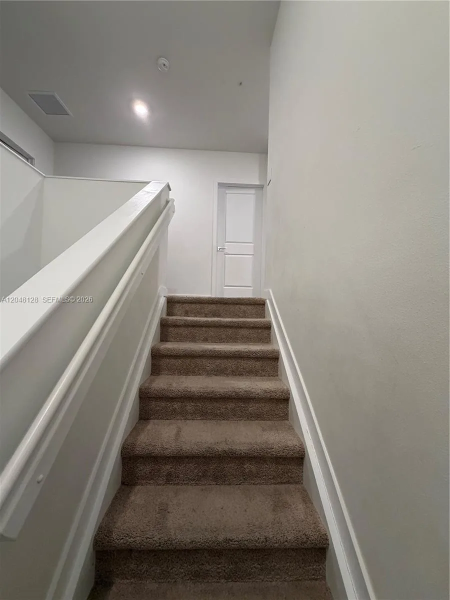 159 NE 13th Ter, Homestead, FL 33033 photo 10