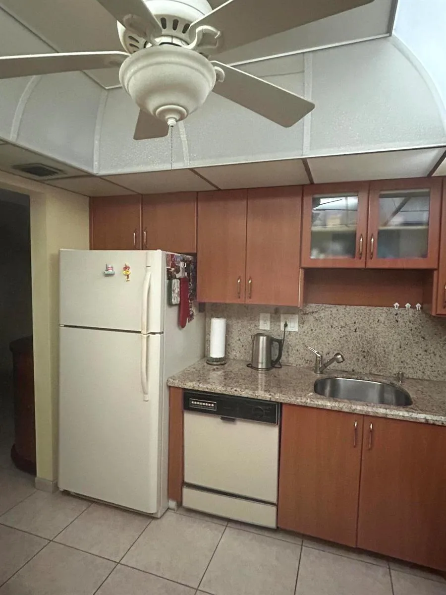 1833 S Ocean Drive # 205, Hallandale Beach, FL 33009 — zdjęcie 3