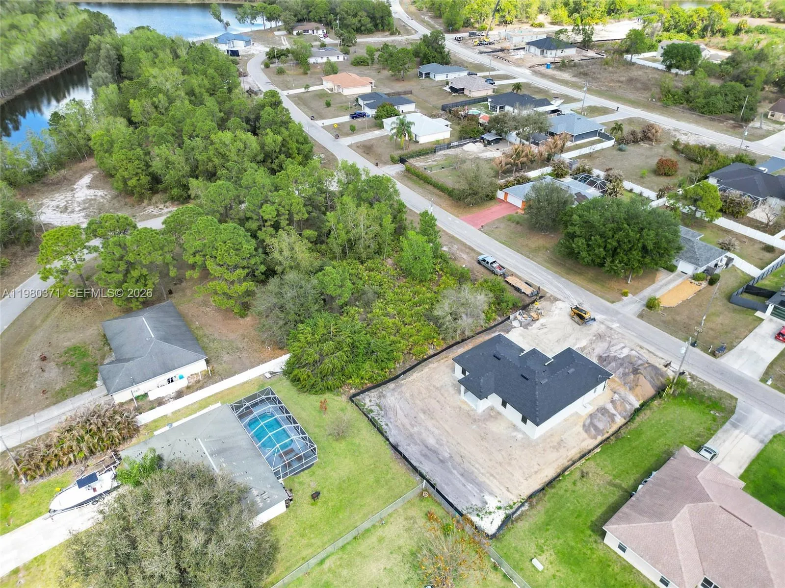638 DAUPHINE AVE S, Lehigh Acres, FL 33974 photo 5