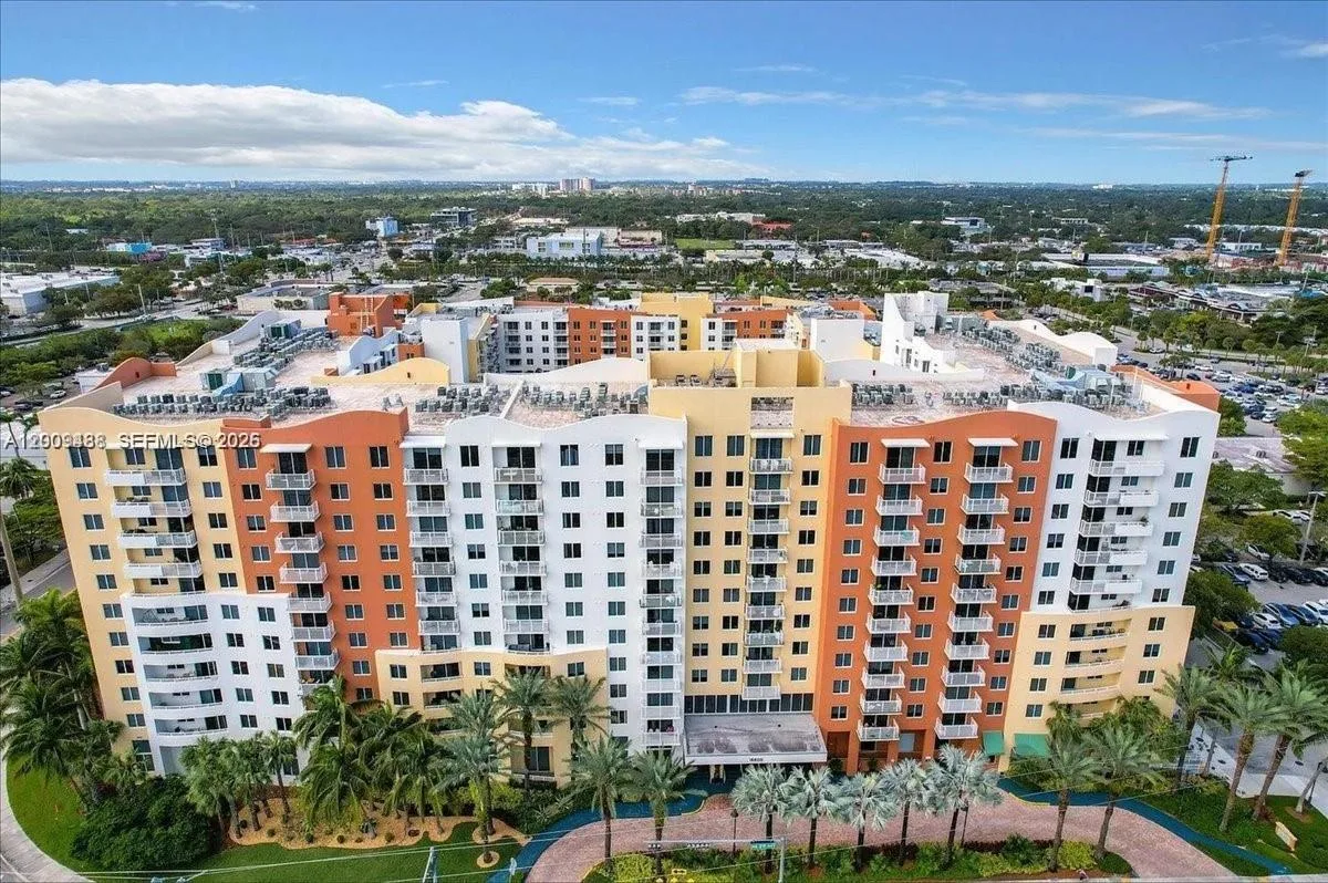 18800 NE 29th Ave # 302, Aventura, FL 33180 photo 2