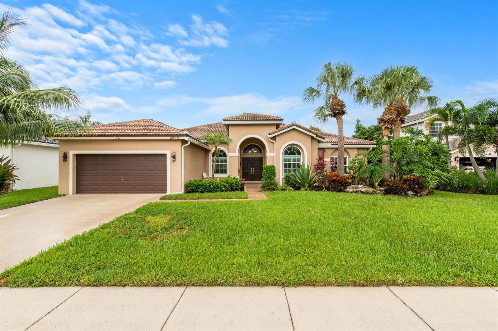 11595 Waterbend Court, Wellington, FL 33414 photo 2