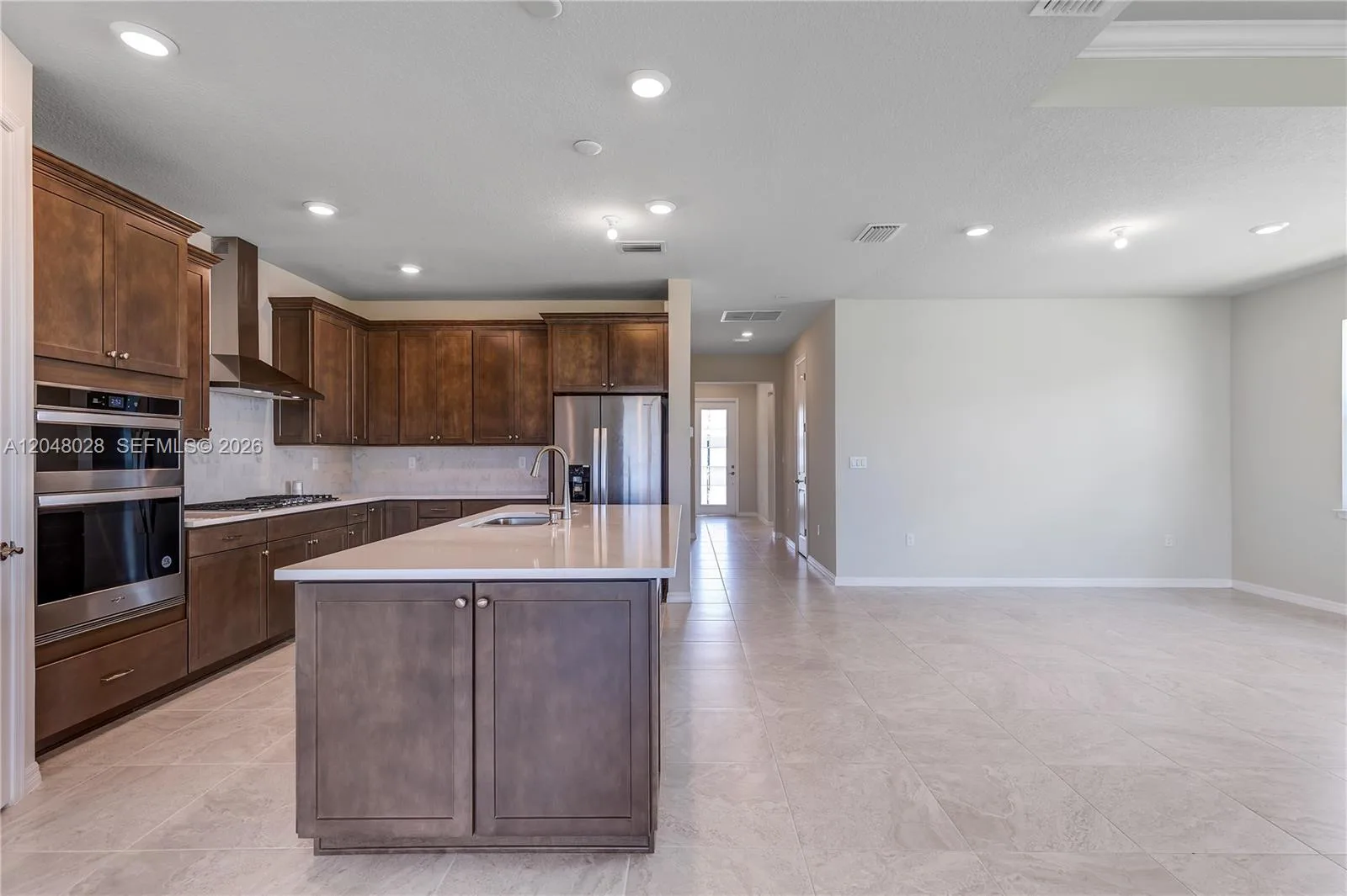 4480 Gramercy Dr, Oakland Park, FL 33309 photo 6