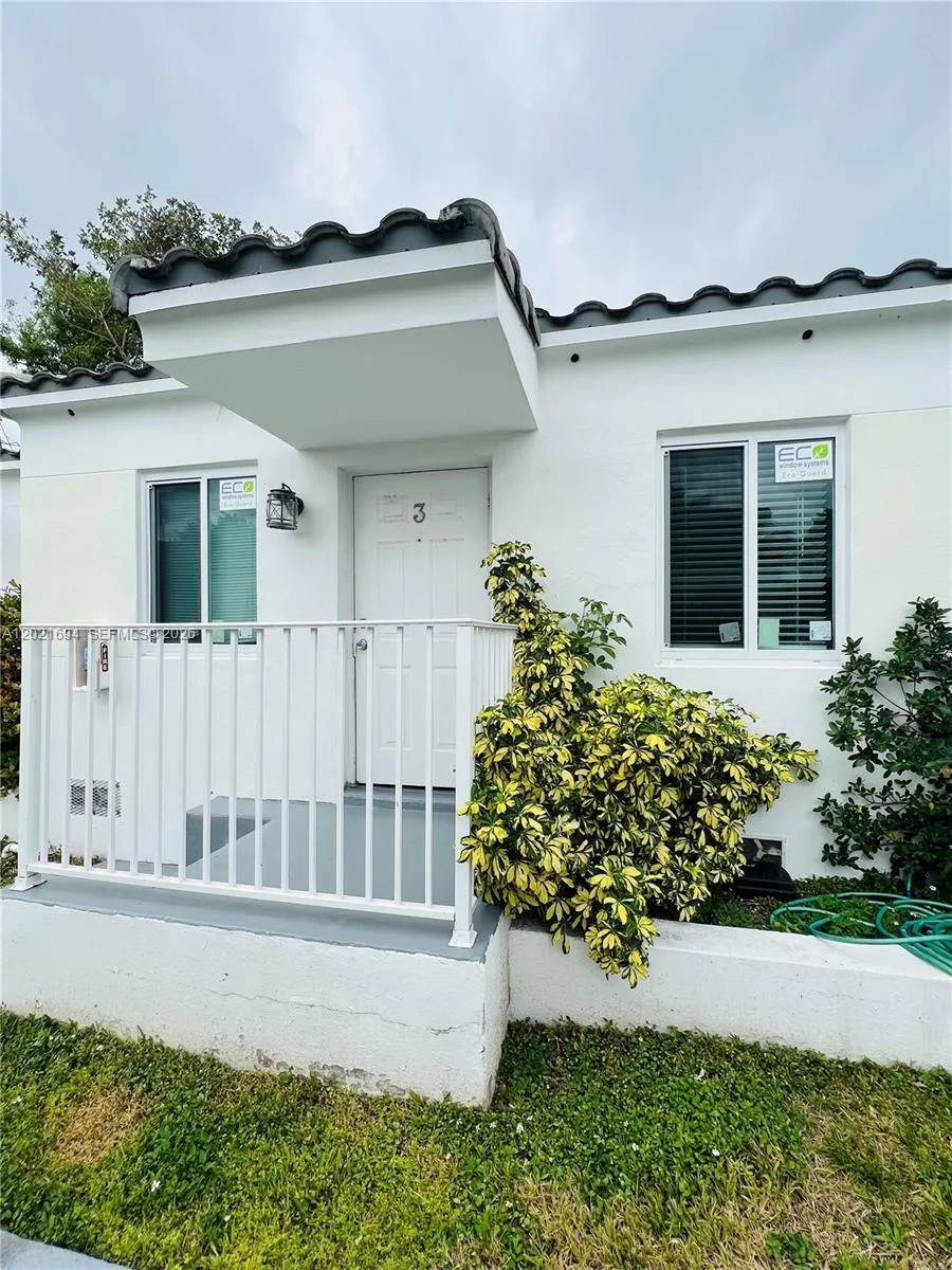 850 81st St # 3, Miami Beach, FL 33141 photo 2